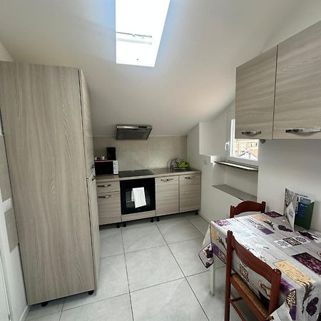 ארקורה Conte Durini Apartments & Rooms מראה חיצוני תמונה